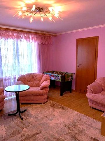 Продам квартиру по вул.Незалежності, з АВТОНОМНИМ ОПАЛЕННЯМ!