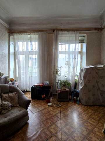 Продам 3-х комнатную квартиру в Центре
