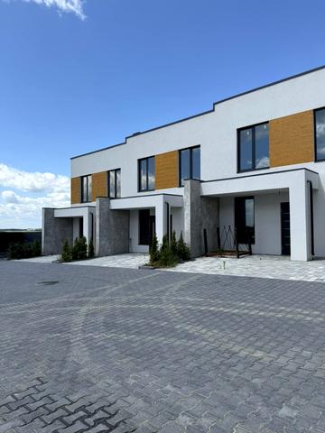 Полігонна вул., 8