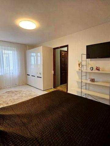 Бальзаківська вул., 3