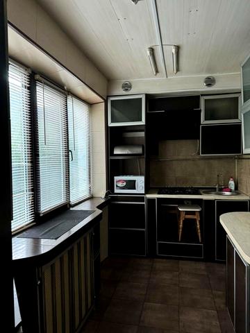 Відрадний просп. (Чубаря), 36