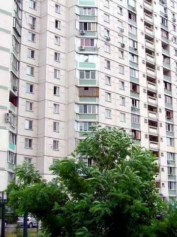 Оренда 1-к квартири  Драгоманова вул.12А, ст.м.Позняки