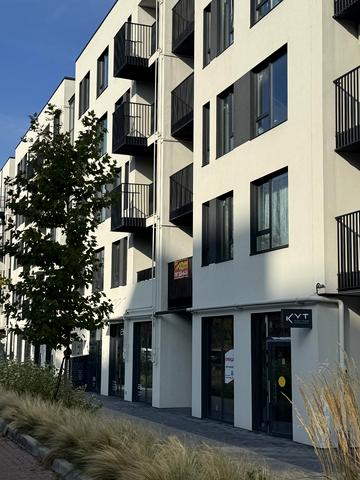 Льонокомбінатівська вул., 4