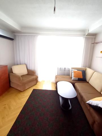 Лесі Українки бульв., 28