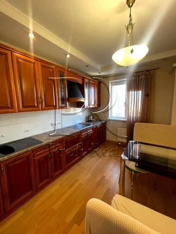 Генерала Генадія Воробйова вул. (Курська), 13-Е