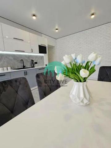 Юліана Целевича вул., 4-В