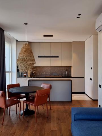 Зоряний бульв., 1м