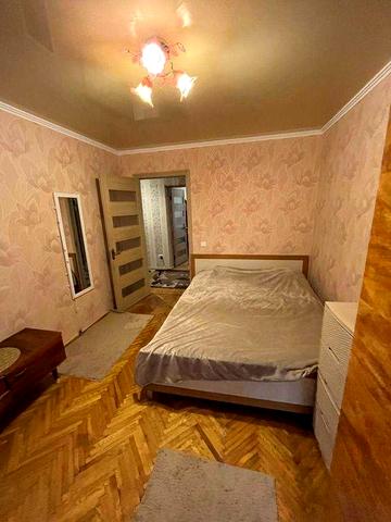 (7) Продаж 2 к. квартири на Вишенці (9499)