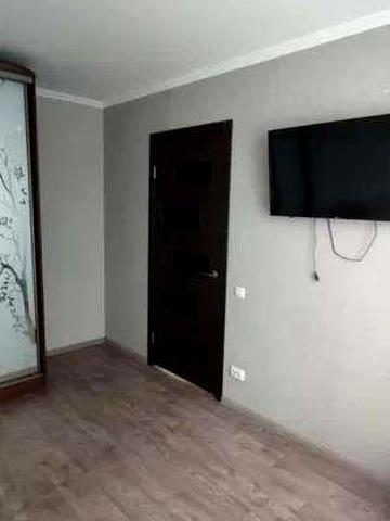 Срочно!!! Сдам 1 кв ТРК Украина Юбилейный 4500 гр.