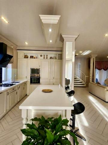 Київська вул., 34-Б