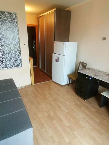 Добровольців пров., 10