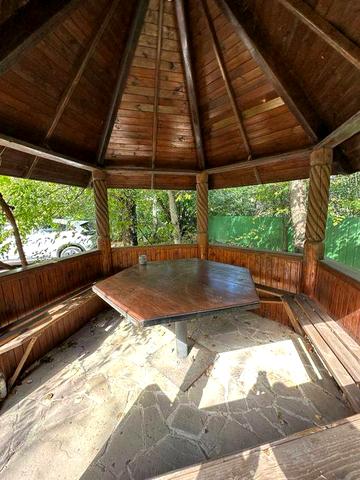 Будинок в Копилові з ремонтом, басейном, гаражем, 25 соток!