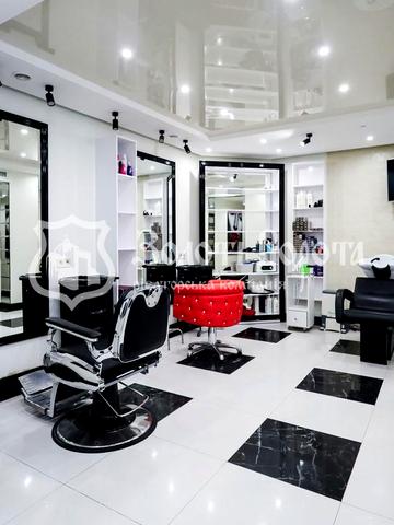 Молодіжна вул., 12