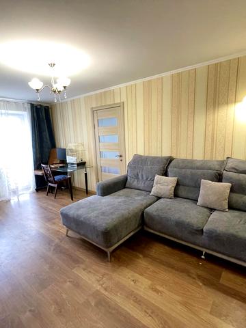 Університетський просп. (Гагаріна), 48