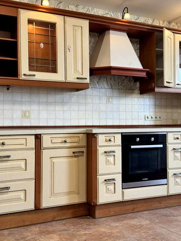 Освіти вул., 14-А