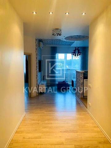 Продаю 3-кімнатну квартиру з прекрасним дизайнерським ремонтом