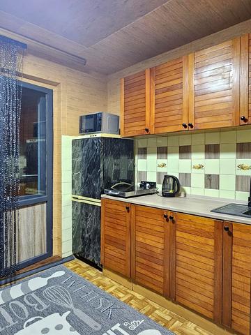 Калинова вул., 8