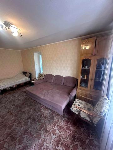 Вільний пров., 6