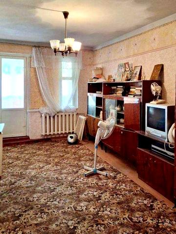 4-кімн. квартира, вул. 49 Гвард. Дивізіі, 4-й поверх