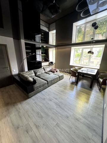 Клочківська вул., 115