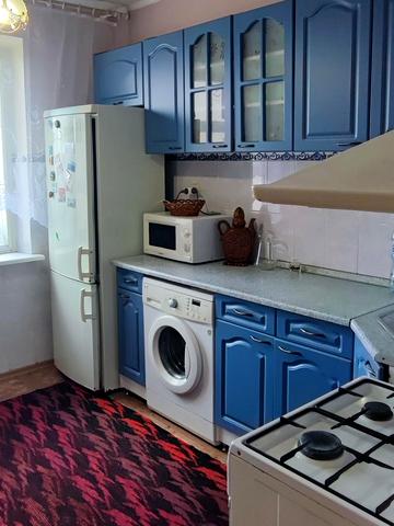 Михайла Котельникова вул., 25