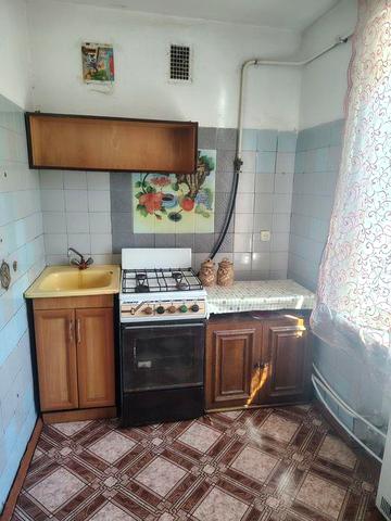 Продається  однокімнатна квартира .