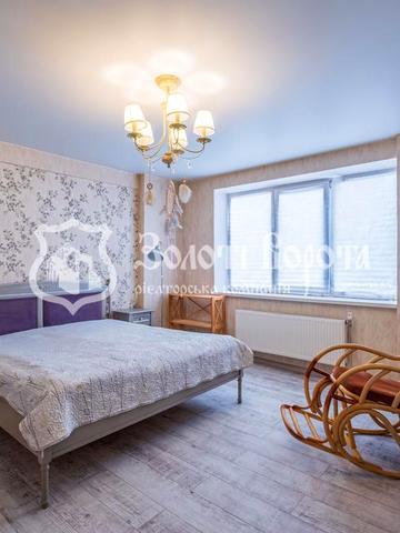 Бориспільська вул., 26-З