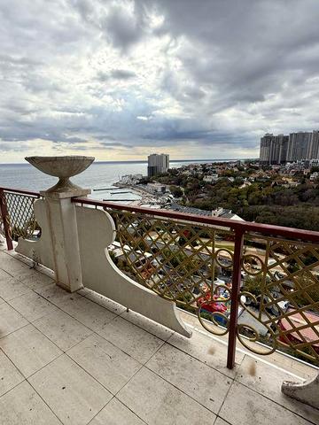 Квартира с ТЕРРАСОЙ 92м2! Аркадия! Выход к морю. Сдам. Аркадийский двц