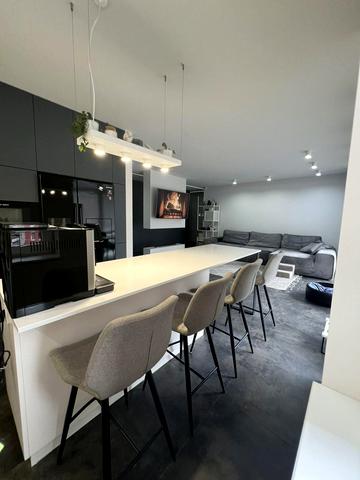 Вячеслава Чорновола просп. (), 16а