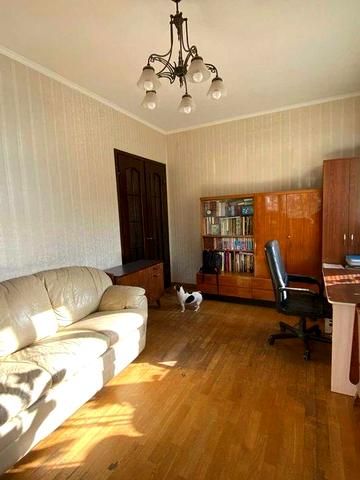 Продаж 3-кімнатної квартири просп. Каденюка 18