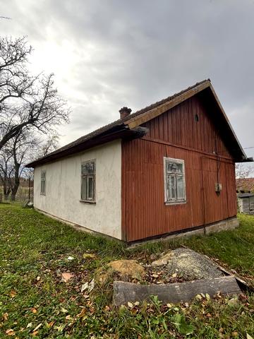 Станіслава Людкевича вул., 32