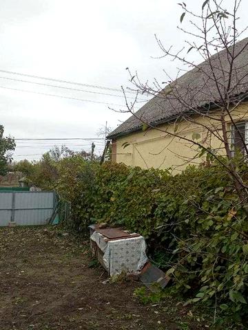 Будинок / ділянка 15 соток /м. Ладижин вул. Слобода