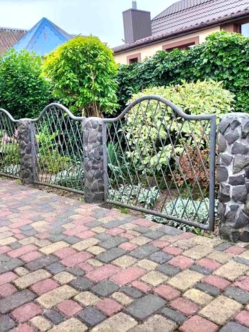 Красильникова вул., 1