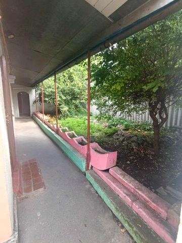 Продаж будинку зі всіма меблями