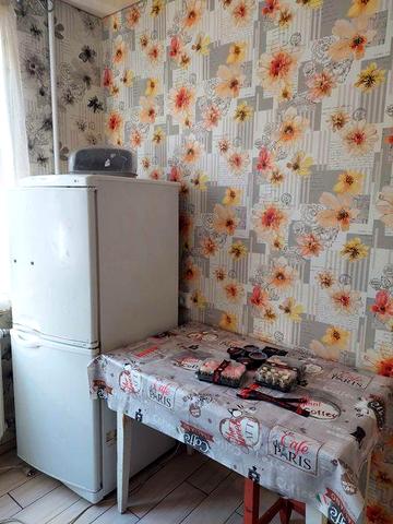 Здається на тривалий термін однокімнатна квартира в центрі міста.