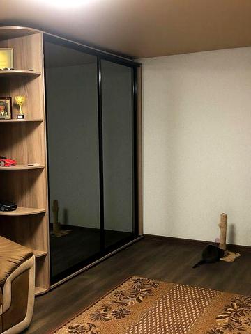 Продам 2 кім.квартиру  Павлоград Пзто Власник