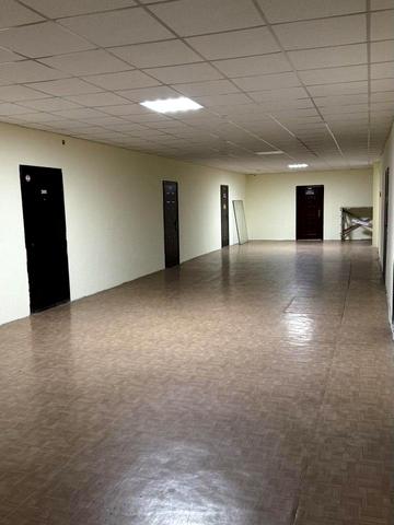 Центральний просп. (Леніна), 93д