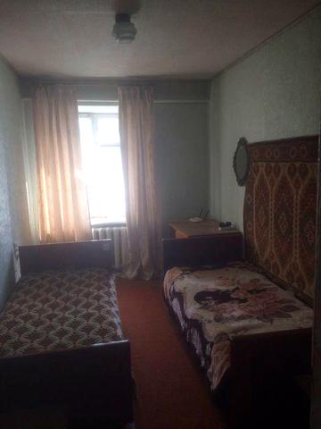 Квартира , 3 кімнати, м. Гайворон