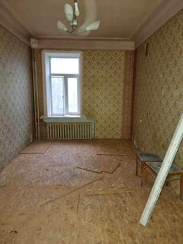 Продам 2 кв. пр.Героев Харькова 96, метро Защитников Украины 5 минут.