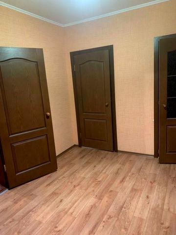 Продам трикімнатну квартиру ЖК Ентузіаст