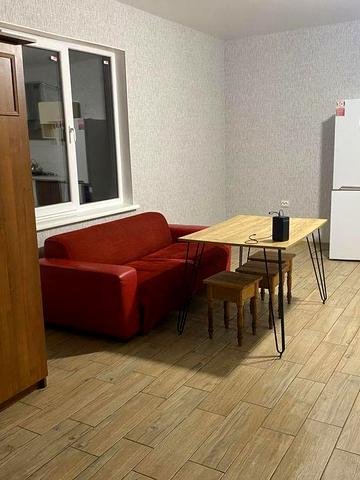 Дом в центре Великодолинского