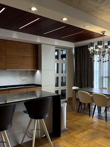 Довгострокова оренда 4к Дім Новоберегова вулиця