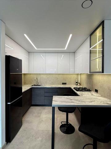 Миколи Різоля вул. (Маршала Судця), 32