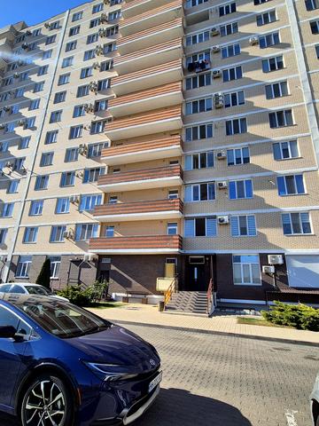 Захисників України вул. (1-го Травня), 40