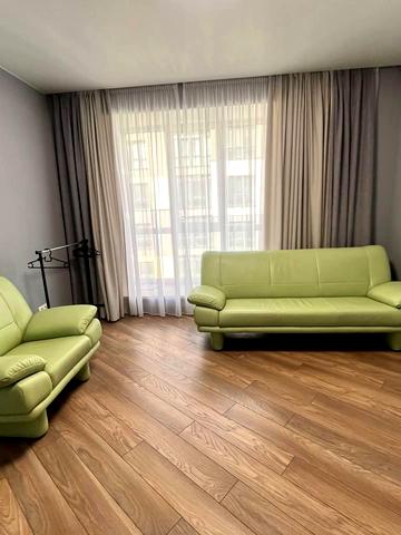 Олександра Довженка вул., 53