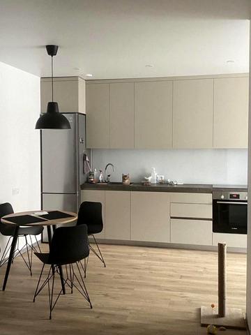 Домобудівельна вул., 9