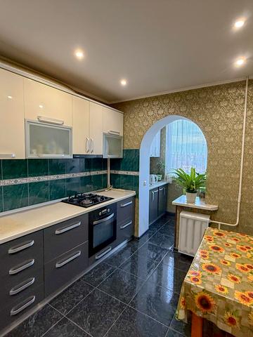 Кобзарська вул. (Пухова), 17