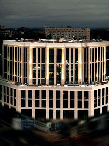 Продам гарну квартиру класу люкс в Центрі міста ЖК Standart LUX