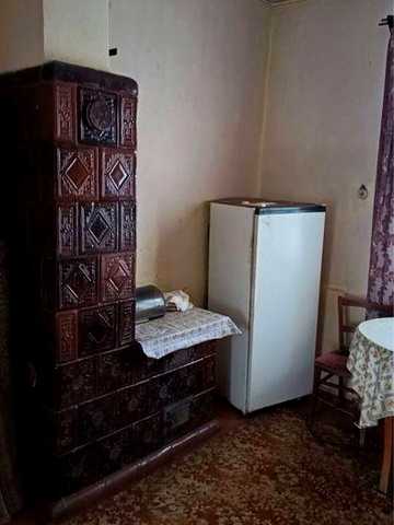 Продається квартира в центрі мальовничого  смт Перегінське