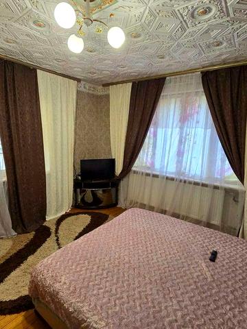 Продам будинок у передмісті Берегова